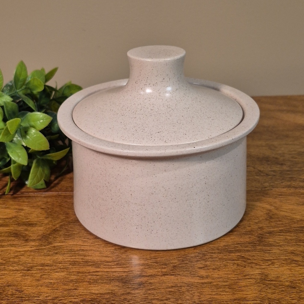 GOVANCROFT STONEWARE OF SCOTLAND 1970s 'Lunar' Lidded Baker Serving Dish